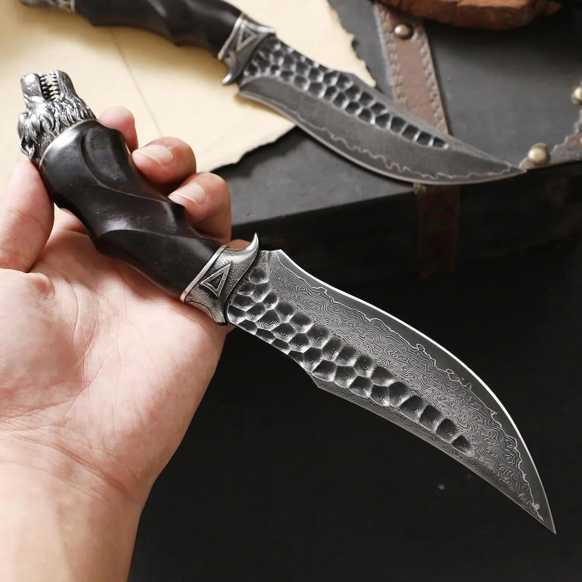 TG Beastforge outdoor knife, blade detail
