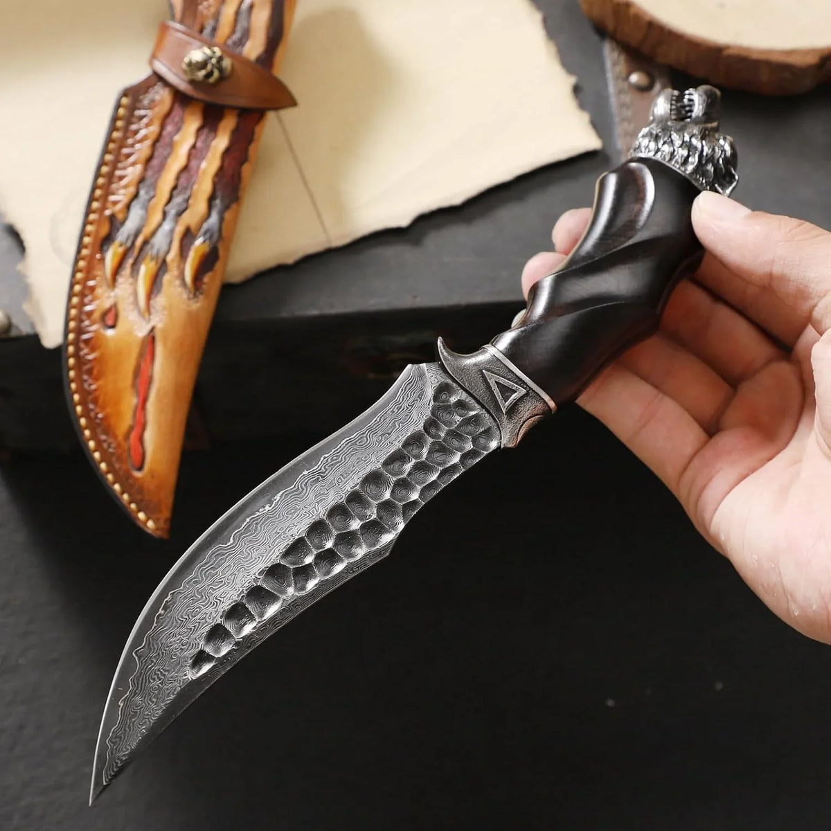 TG Beastforge outdoor knife, alternate view