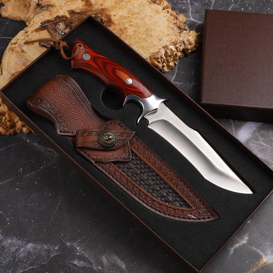TG Apex knife with D2 steel blade
